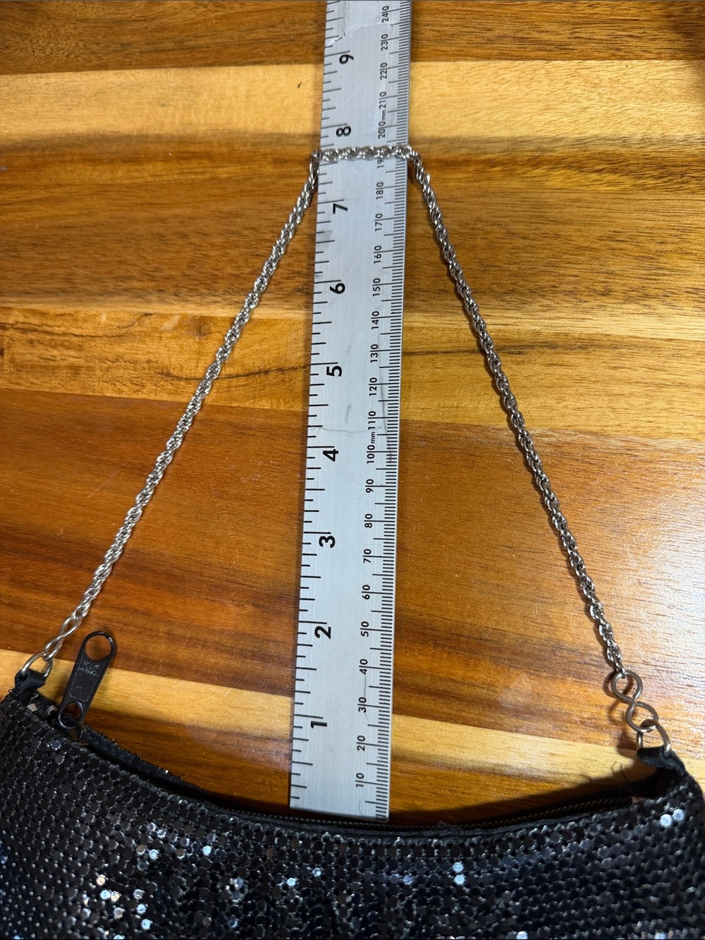 Black Cache clutch bag - Picture 9 of 10
